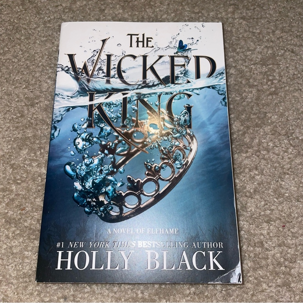 The Wicked King Holly Black Folk of the‎ Air Book 2 Paperback 9780316310321